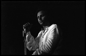 Jim Morrison, in performance, Madison Square Garden