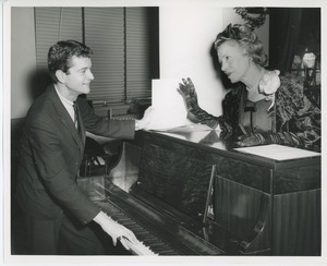 Helen Menken and unidentified man on piano