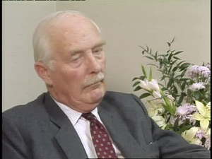 War and Peace in the Nuclear Age; Interview with Kenneth Hunt, 1986
