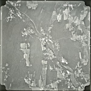 Worcester County: aerial photograph. dpv-8mm-47