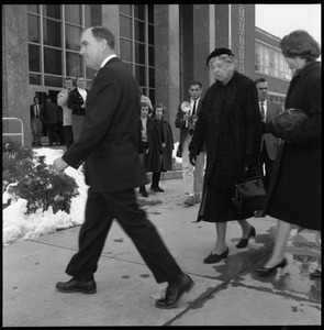 Eleanor Roosevelt (center) in front of the Student Union building with John Gillespie (left) and Gail Osbaldeston (right), during Roosevelt's Distinguished Visitors Program appearance