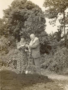 Laurence L Doggett and wife, Olive, planting a banyan tree in Hawaii