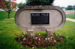 Blake Field plaque (2000)