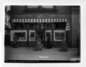 Store front at southeast corner Winter and Tremont Streets, Boston, Mass., April 6, 1911