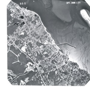 Plymouth County: aerial photograph. dpt-3mm-128