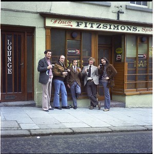 TV crew, including award winning cameraman Ted Adcock and legendary journalist Peter Taylor on This Week programme, ITV, outside Fitzsimons Pub in Downpatrick