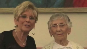 Loretta Kravitz and Shirley Shusterman Fine at the Hebrew Senior Life Mass. Memories Road Show (2): Video Interview