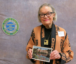 Lee Griffin at the Winchester Mass. Memories Road Show