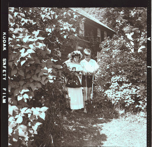 In the yard, Webster, N.H., 1955