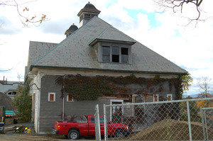 East-facing end of the Queen Anne Horse Barn