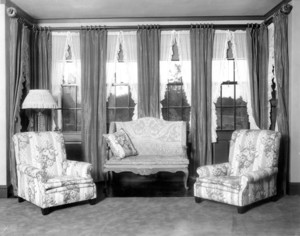 Interior view of the John Lawrence House, alcove, 76 Campmeeting Road, Topsfield, Mass., undated