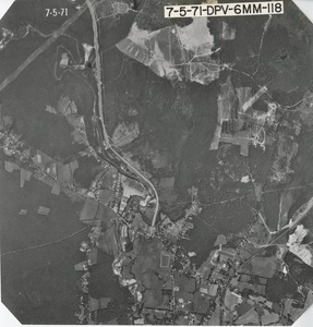 Worcester County: aerial photograph. dpv-6mm-118