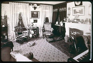 Inside Sweetser Smith Home, Grassmount, Cliftondale