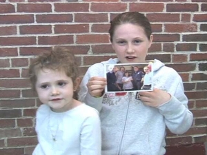 Kathryn and Shannon Derry at the Sharon Mass. Memories Road Show: Video Interview