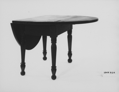 Doll's Dropleaf Table
