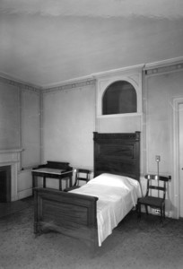 Second Harrison Gray Otis House, 85 Mount Vernon St., Boston, Mass., Bedroom.