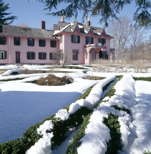 View of exterior in snow, Roseland Cottage, Woodstock, Conn.