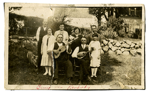 Deolinda Machado with family members