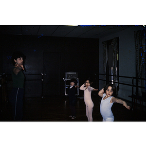 Young children at a ballet class