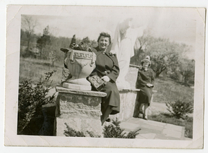 Deolinda posing with sculpture