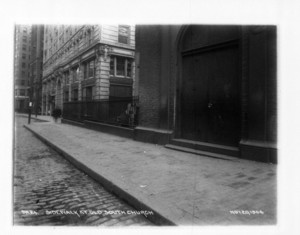 Sidewalk at Old South Church, sec.5, 306 Washington St., Boston, Mass., November 20, 1904