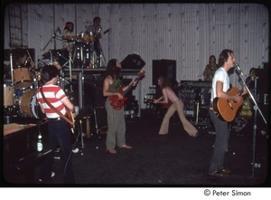 MUSE concert and rally: James Taylor rehearsing with band: Rick Marotta (drums), (from left) Danny Kortchmar, Leland Sklar, and Waddy Watchel