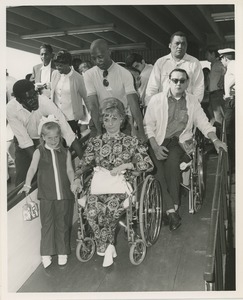 Carolyn Novik and daughter on gangplank