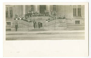 People on stairs, 1910-1920?