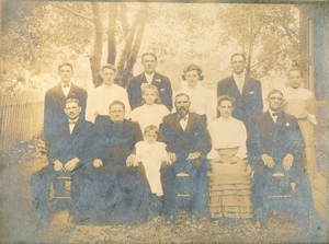 The ancestral photo: my grandmother's family