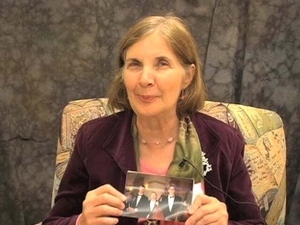 Linda Sjoberg at the Duxbury Mass. Memories Road Show: Video Interview