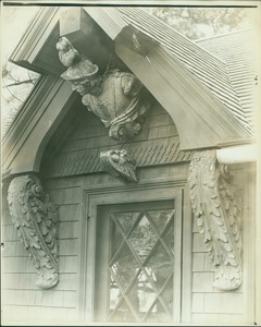 Garden figurehead Tamerlain, Peaches Point, Marblehead, Mass., undated