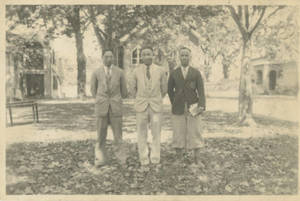 A photograph with Song Junfu (Chin Foh Song) and Tsu Shao Wu, ca. 1930