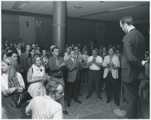 Reilly addresses building representatives