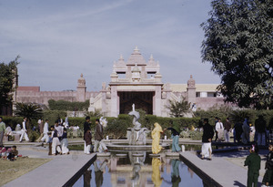 Gardens outside the Birla Mandir Temple in Delhi