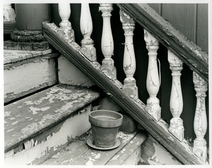 Porch banister with pot
