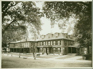 Exterior view of the Colonial Inn, Concord, Mass., undated