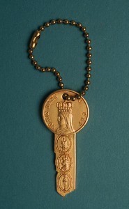 Notre Dame du Gap keychain