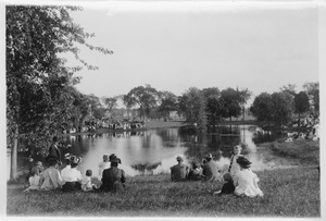 Pond, Campus