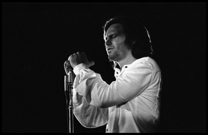 Jim Morrison, in performance, Madison Square Garden