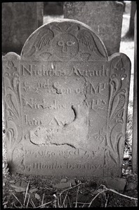 Gravestone of Nicholas Ayrault (1750), Wethersfield Village Cemetery