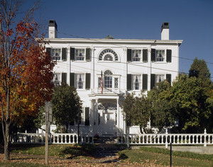 Exterior view of front facade, Nickels-Sortwell House, Wiscasset, Maine