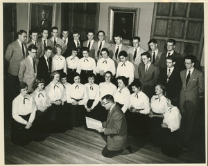 Doric Alviani with Chorale members