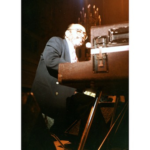 Eddie Palmieri at the piano during a Cultura Viva event.