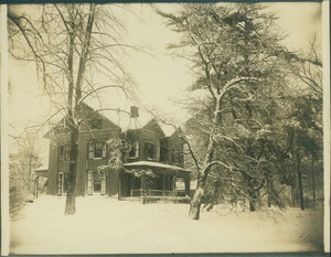 Exterior view of Worcester Place, 121 Brattle Street, Cambridge, Mass., Feb. 1, 1898