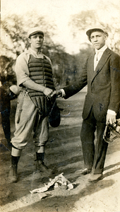 Manuel Correa shaking hands with umpire