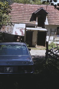 Old house, old car