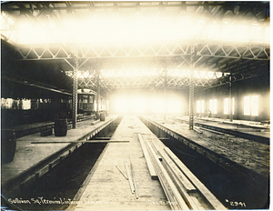 Sullivan Square Terminal, interior of new car house