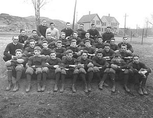 Swampscott High School football team, 1916