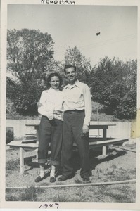 Bernice and David Kahn at Grinspoon Manor