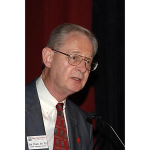 Dick Power speaks at the Alumni Ball